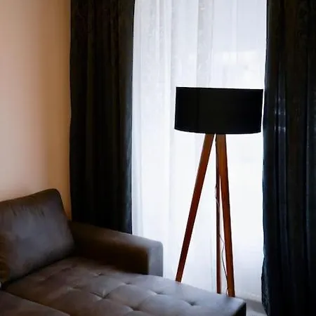 2-zi. Am Ufer. Boxspringbetten. 2 Wc's. Apartment Berlin